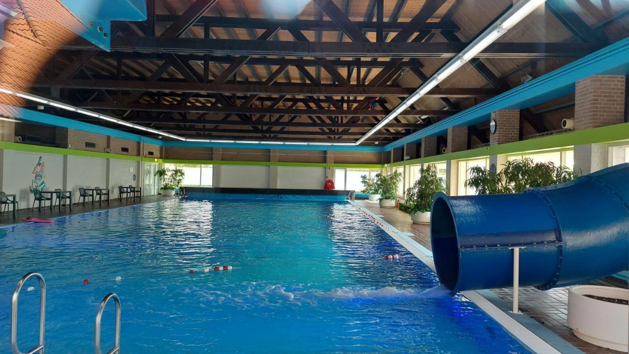 Vakantiehuis Jade Броунисе Екстериор снимка